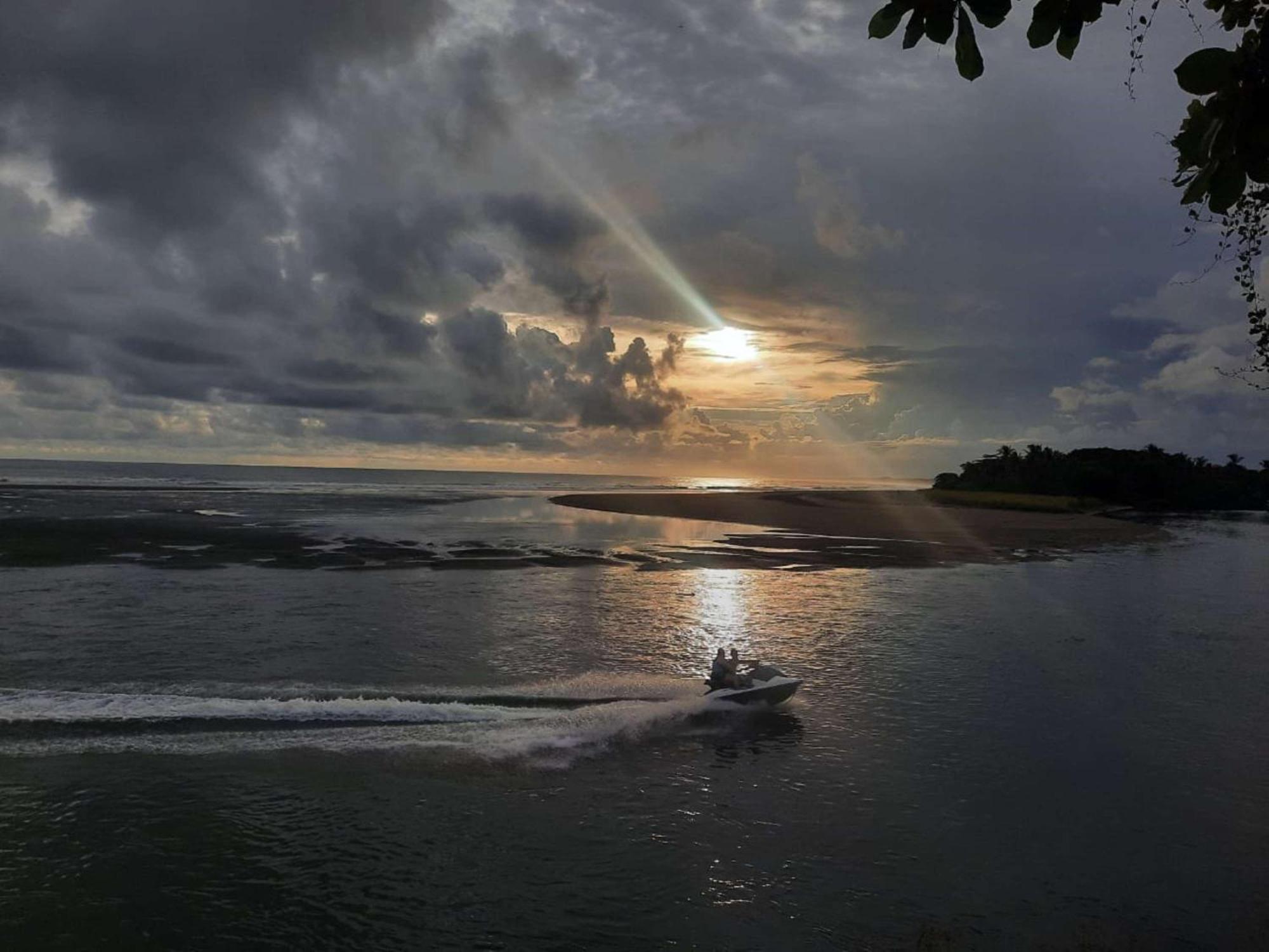 Best Western Hotel & Casino Kamuk Manuel Antonio Exterior photo